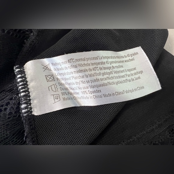 Avid Rove lace bodysuit black sz Small - Picture 8 of 9